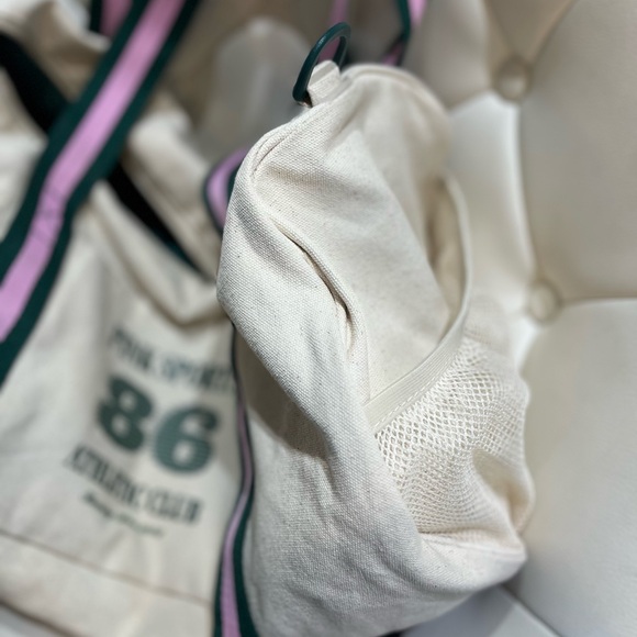 Pink Duffle Bag - Picture 7 of 8